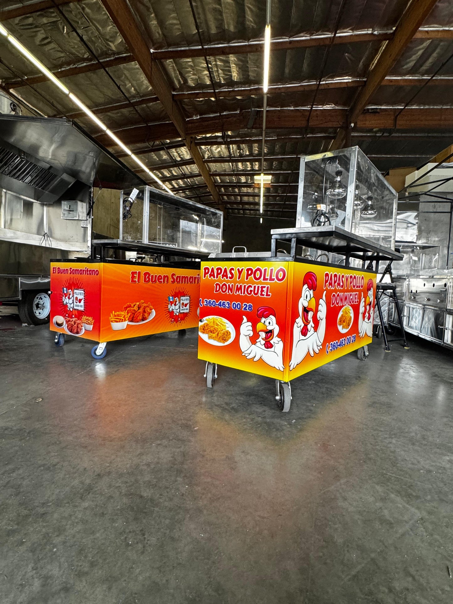 Chicken Deep Frying Cart with Food Display