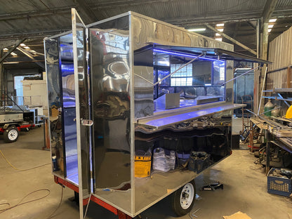 Walk-in Taco trailer for Catering